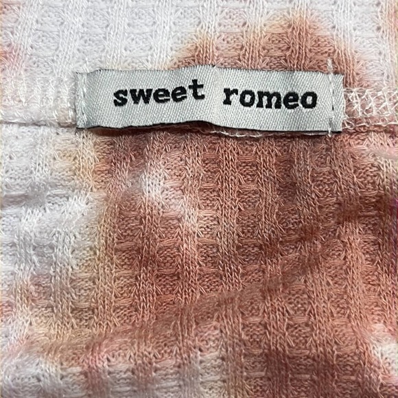 NWT Sweet‎ Romeo Tie Dye Thermal Thumbhole Shirt In Mocha - Picture 6 of 8